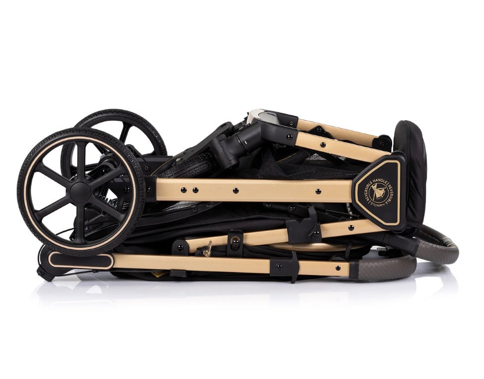 Passeggino leggero 22kg reversibile omnia nero e oro chipolino