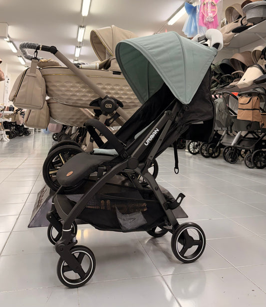 Passeggino leggero Urban azzurro 22 kg leonie