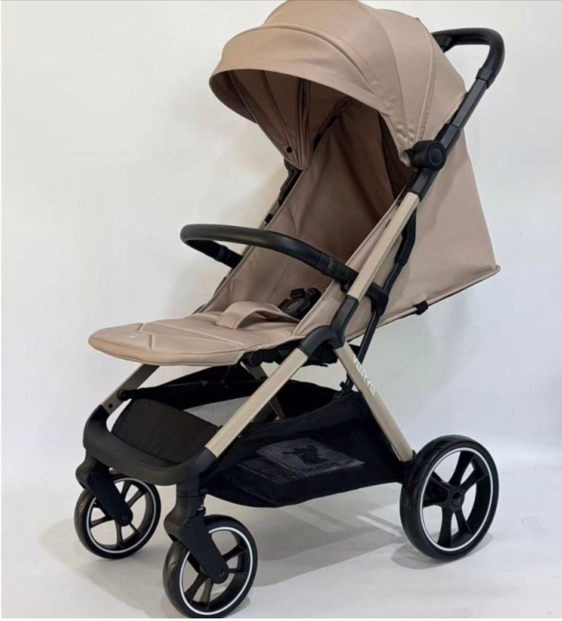 Passeggino leggero 22kg con borsa  verve beige leonie